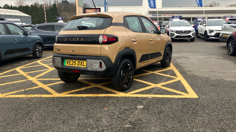 Dacia Spring 27kWh Extreme 65 48kW 5dr Auto Electric Hatchback